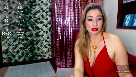 Snapshot of madam_dali chatting on 10/18/25, 01:01 Dalila online show from 10/18/25, 01:01