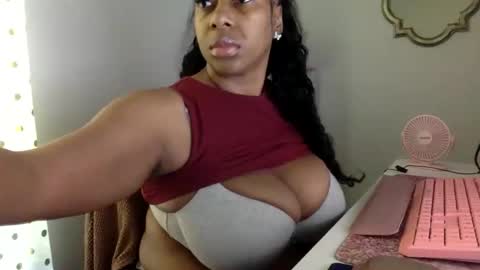 madam_glam online show from 06/03/26, 03:50