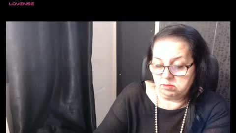 Madam Sanjanne online show from 12/15/25, 09:30