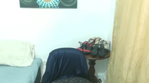 Snapshot of madame_desire_ chatting on 04/28/26, 01:16 madame_desire_ online show from 04/28/26, 01:16