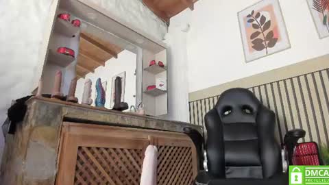 madame ibby online show from 06/18/26, 11:47