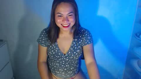 Snapshot of madame_ivy chatting on 05/20/26, 10:32 Ivy online show from 05/20/26, 10:32