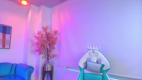 Madame Scarllet  online show from 04/29/26, 11:36