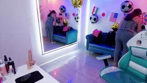 Madame Scarllet  online show from 07/12/26, 11:45