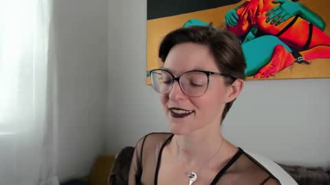 Madam Mezusa online show from 12/12/24, 08:21