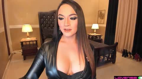Alison Kloss online show from 11/17/25, 10:26