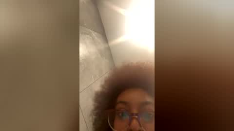 madamp1 online show from 07/08/26, 02:43