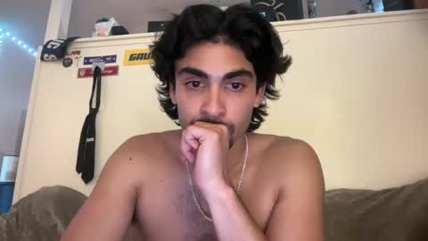 Snapshot of maddaewg101 chatting on 02/24/25, 07:44 maddaewg101 online show from 02/24/25, 07:44