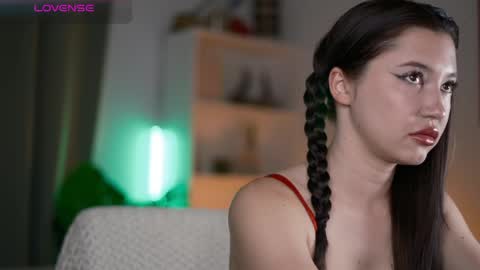 Snapshot of maddi_s_here chatting on 05/15/26, 02:18 Maddi online show from 05/15/26, 02:18