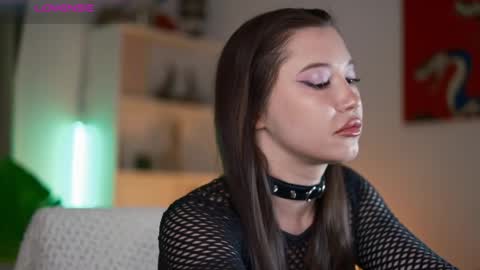 Snapshot of maddi_s_here chatting on 05/26/26, 01:23 Maddi online show from 05/26/26, 01:23