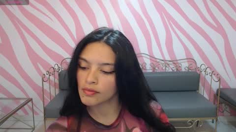 Snapshot of maddie__cute chatting on 10/15/25, 08:09 Maddie Cute online show from 10/15/25, 08:09