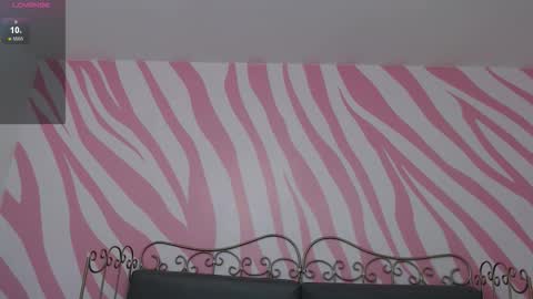 Snapshot of maddie__cute chatting on 10/21/25, 01:39 Maddie Cute online show from 10/21/25, 01:39