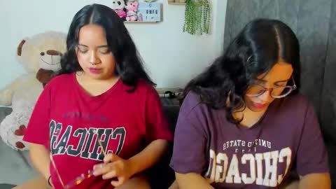 Snapshot of maddie_and_chelsea_ chatting on 10/10/25, 08:13 Maddie and Chelsea online show from 10/10/25, 08:13