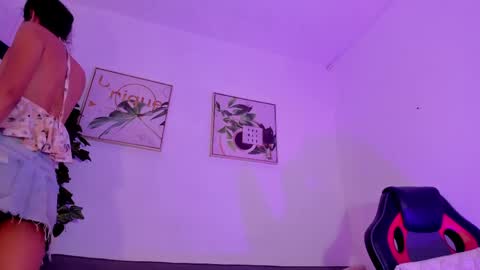 Maddie Ray online show from 06/01/26, 11:23