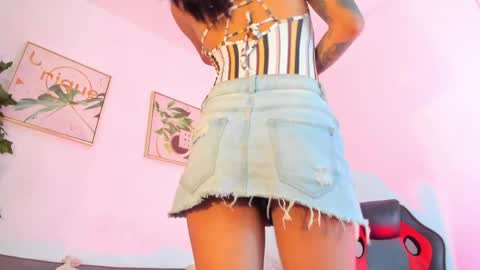 Maddie Ray online show from 06/04/26, 03:51
