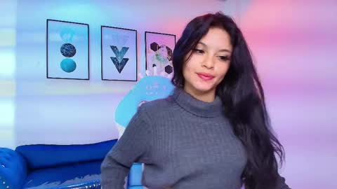 maddie_t18 online show from 06/06/26, 11:53