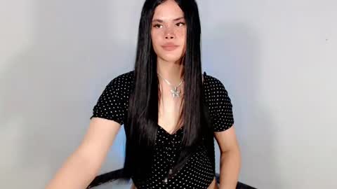 Snapshot of maddiejackson chatting on 02/02/25, 08:19 Im ZY DONT FORGET TO FOLLOW ME - online show from 02/02/25, 08:19