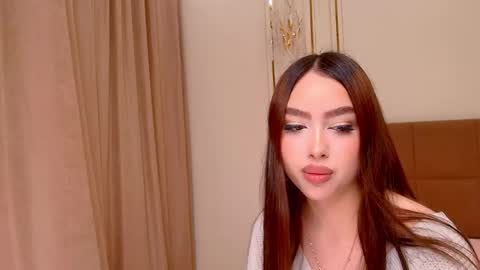 Snapshot of maddieperezz_ chatting on 05/23/26, 08:46 Madelaine online show from 05/23/26, 08:46