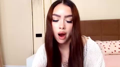 Snapshot of maddieperezz_ chatting on 06/13/26, 07:34 Madelaine online show from 06/13/26, 07:34
