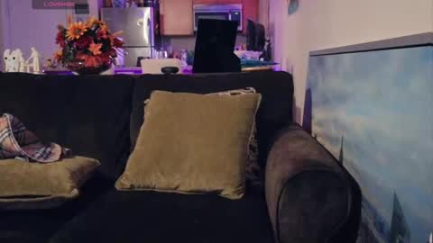 Snapshot of maddiesworld_ chatting on 10/09/25, 01:58 Matilda Messina online show from 10/09/25, 01:58