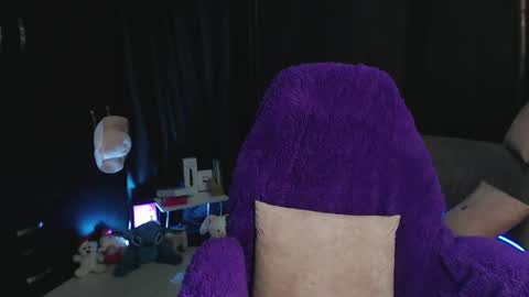 maddiie and clyde online show from 05/17/26, 06:37