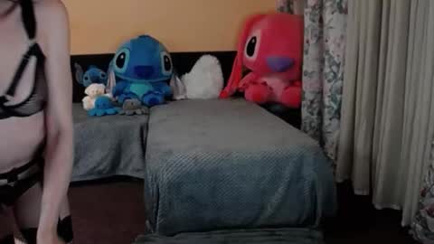 Snapshot of maddison_summer chatting on 11/18/25, 10:47 Maddison Summer online show from 11/18/25, 10:47