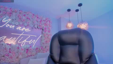 Maddison online show from 11/14/25, 03:38