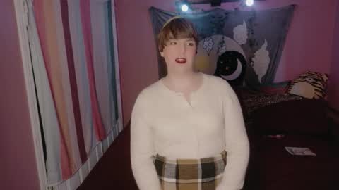 Snapshot of maddy_cat chatting on 02/02/26, 02:05 Maddy Cat online show from 02/02/26, 02:05