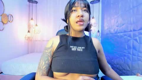 Snapshot of maddy_magic chatting on 11/20/25, 07:57 Maddy online show from 11/20/25, 07:57