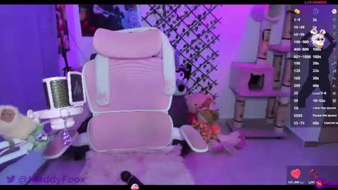 Maddy Foox online show from 06/19/26, 11:19