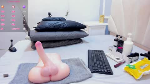 maddyjohnsonn online show from 01/10/25, 11:43
