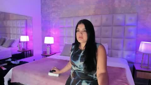 Maddy online show from 11/12/25, 12:05