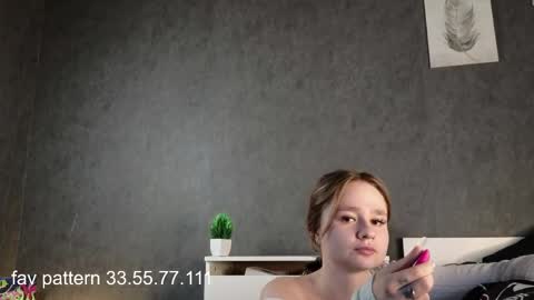 Snapshot of maddysilk chatting on 06/07/26, 01:10 Maddy online show from 06/07/26, 01:10