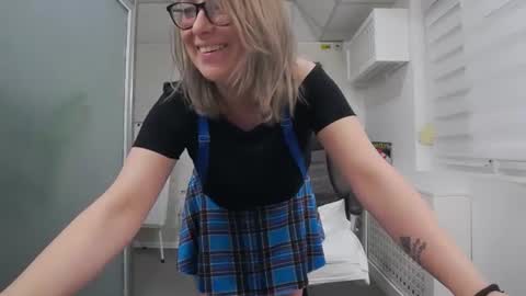 Maddy online show from 06/15/26, 01:46