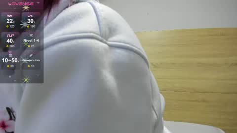 Madelaine  online show from 07/18/26, 10:19
