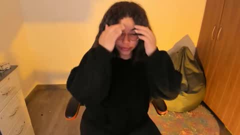 madelaine_taylor online show from 09/24/25, 01:47