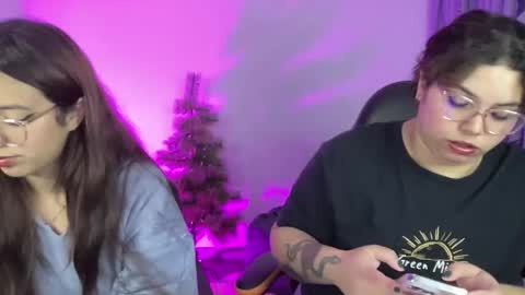 Snapshot of madelaine_taylor chatting on 02/17/26, 02:41 madelaine_taylor online show from 02/17/26, 02:41