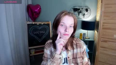 madelaines online show from 10/04/25, 02:37