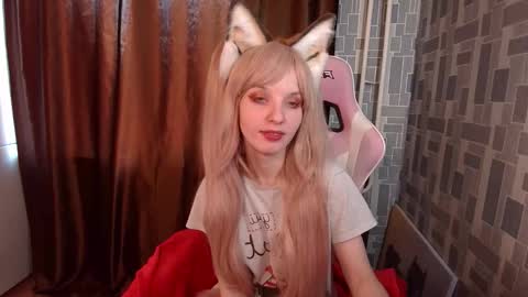 Snapshot of madelaines chatting on 03/21/26, 02:05 madelaines online show from 03/21/26, 02:05