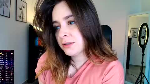 Snapshot of madelamee chatting on 02/23/26, 04:26 madelamee online show from 02/23/26, 04:26