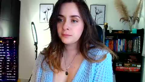 madelamee online show from 07/15/26, 12:38