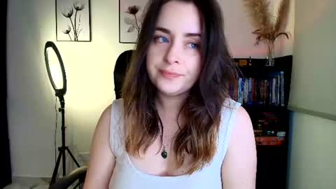 madelamee online show from 07/22/26, 12:02