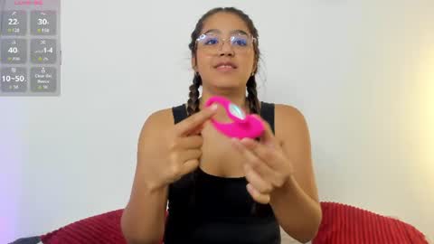 madelayn_torres online show from 07/28/26, 12:48
