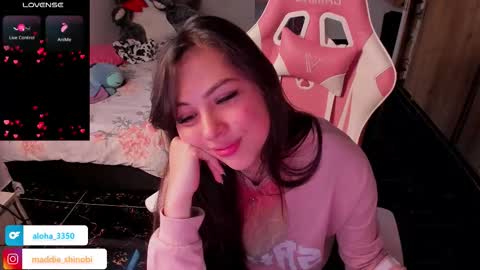 Emily     Only Fans  online show from 12/17/25, 10:38