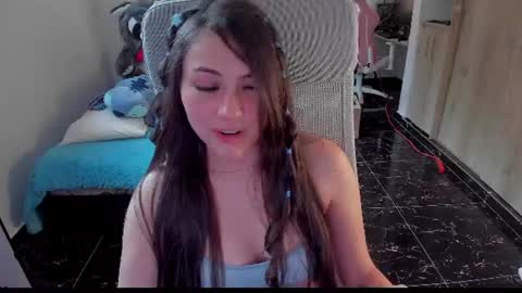 Emily     Only Fans  online show from 06/20/26, 08:55