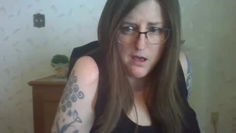 Snapshot of madelinebeau chatting on 03/17/26, 07:28 madelinebeau online show from 03/17/26, 07:28