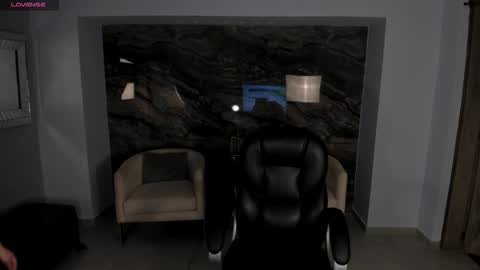 Madeline online show from 09/29/25, 08:41