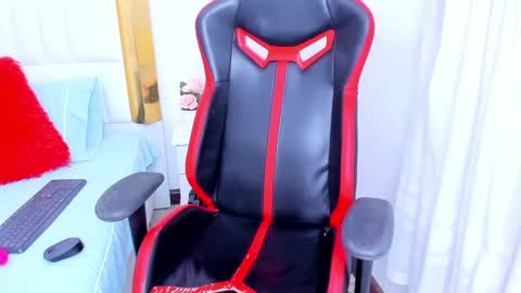 Madeline online show from 02/02/25, 03:10