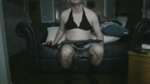 Snapshot of madelinemonroee chatting on 05/01/26, 02:05 madelinemonroee online show from 05/01/26, 02:05