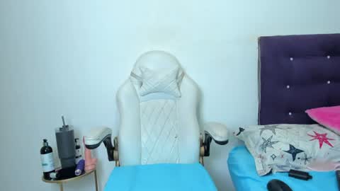 madelinesquit online show from 07/09/26, 07:07